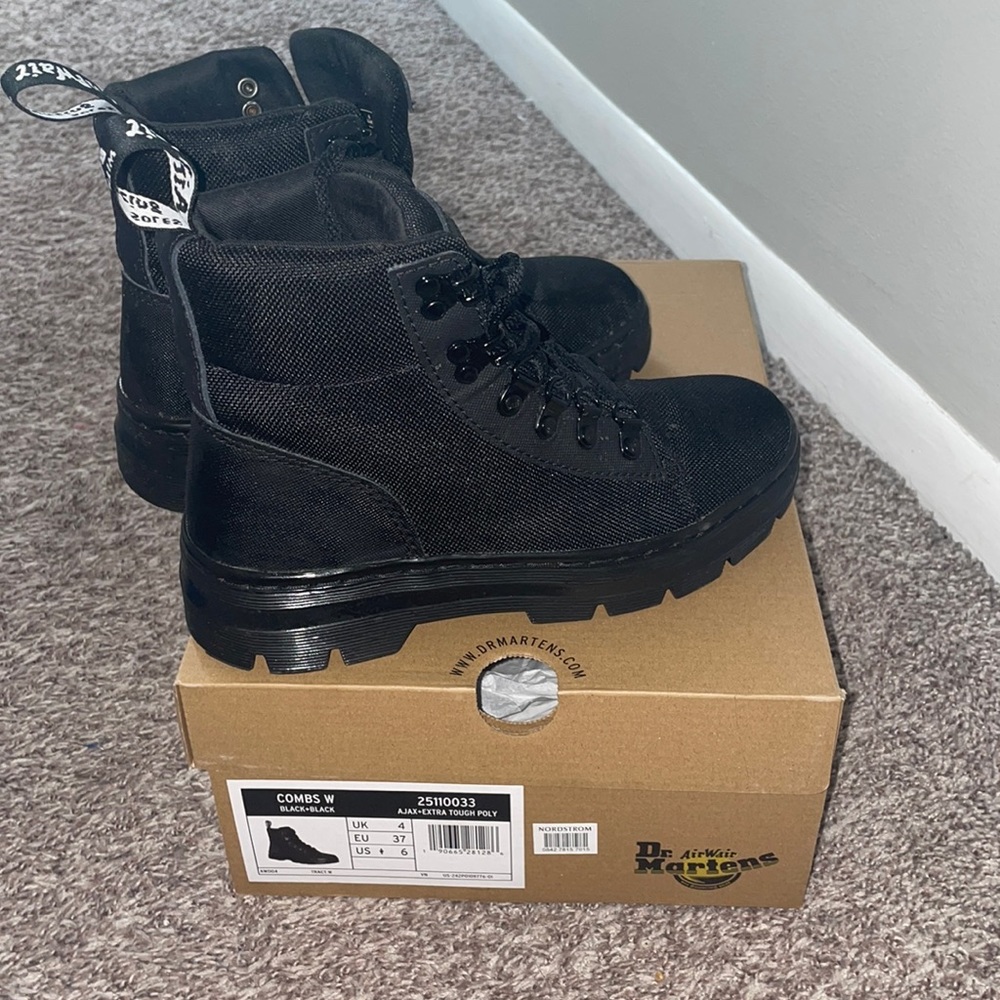 Combs Boot DR. MARTENS